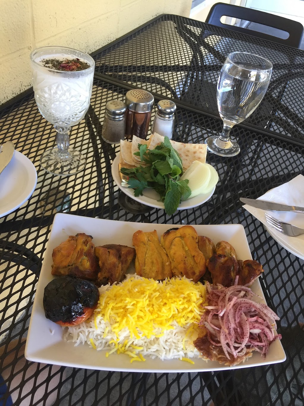 Saffron Grill & Market | restaurant | 469 Entrada Dr, Novato, CA 94949, USA | 4155064277 OR +1 415-506-4277