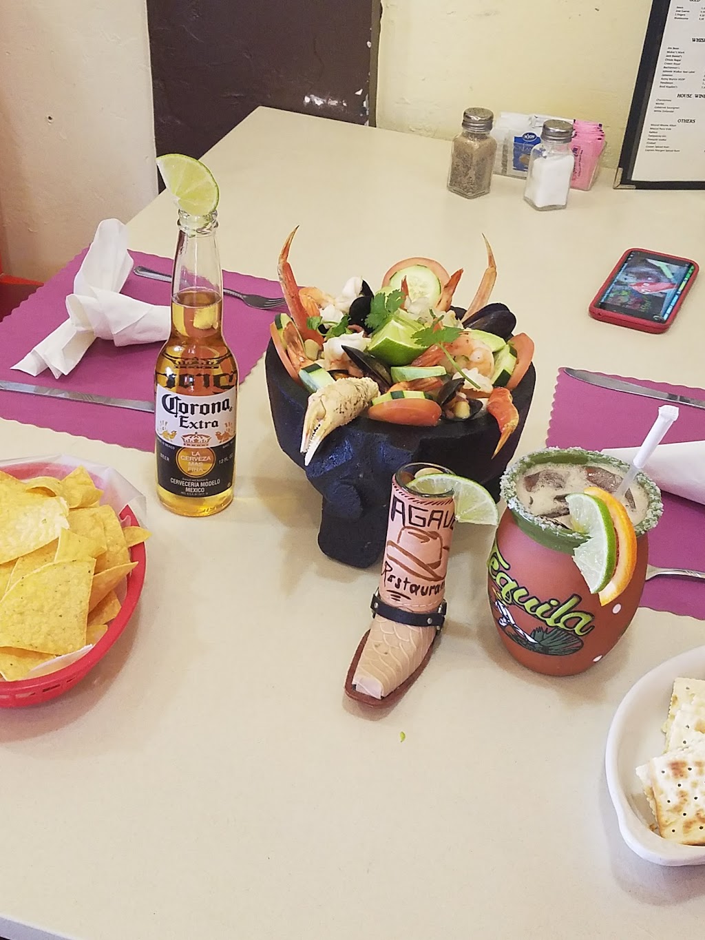 Agave Family Mexican Restraunt | restaurant | 800 N Main St, Gunnison, CO 81230, USA | 9706413679 OR +1 970-641-3679