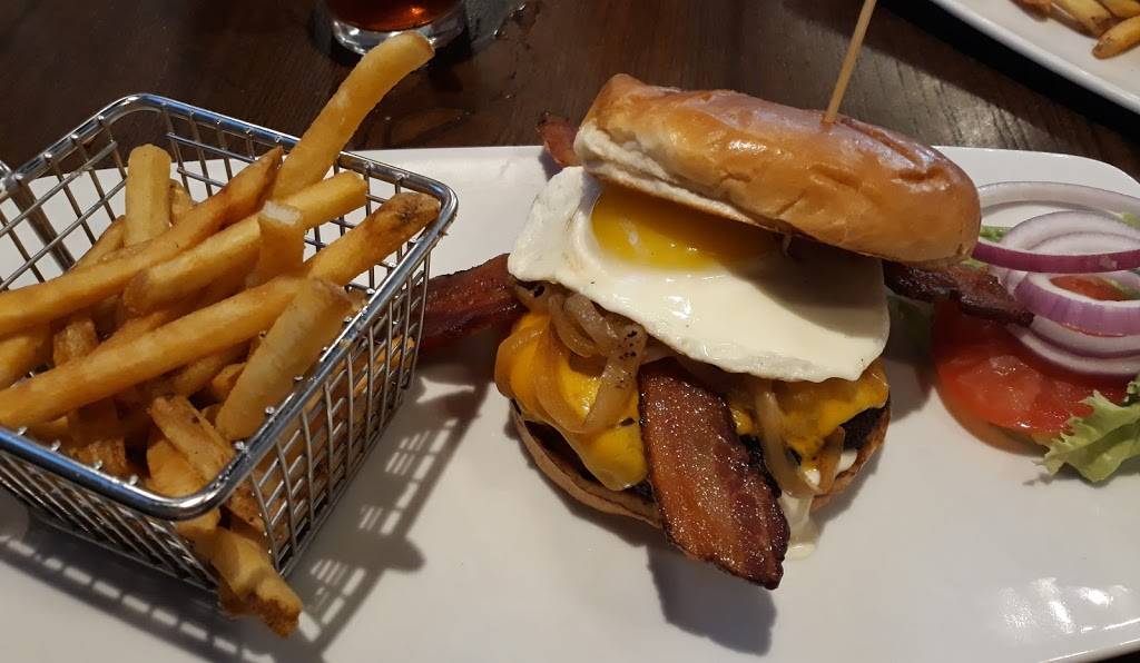 Troys | restaurant | 1650 E Randol Mill Rd STE 100, Arlington, TX 76011, USA | 8177691551 OR +1 817-769-1551