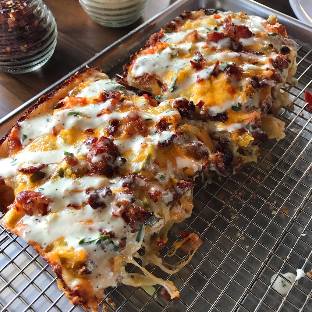 Transplant Detroit Style Pizza | restaurant | 4605 E Speedway Blvd, Tucson, AZ 85712, USA | 5203272394 OR +1 520-327-2394