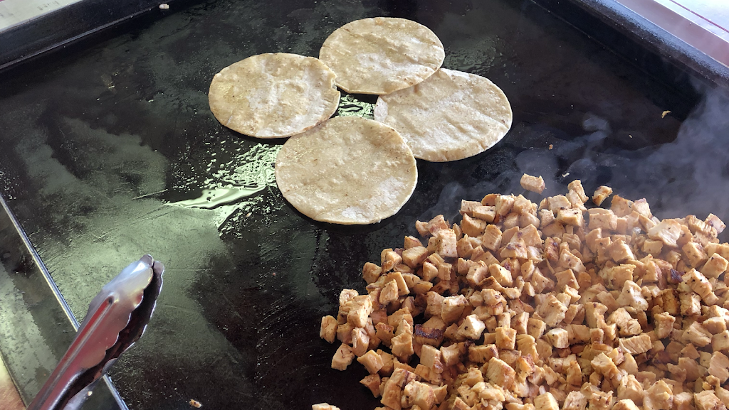 Marcos Hot Dogs & Tacos | meal takeaway | 1647 Kimbark St, Longmont, CO 80501, USA | 7206005070 OR +1 720-600-5070