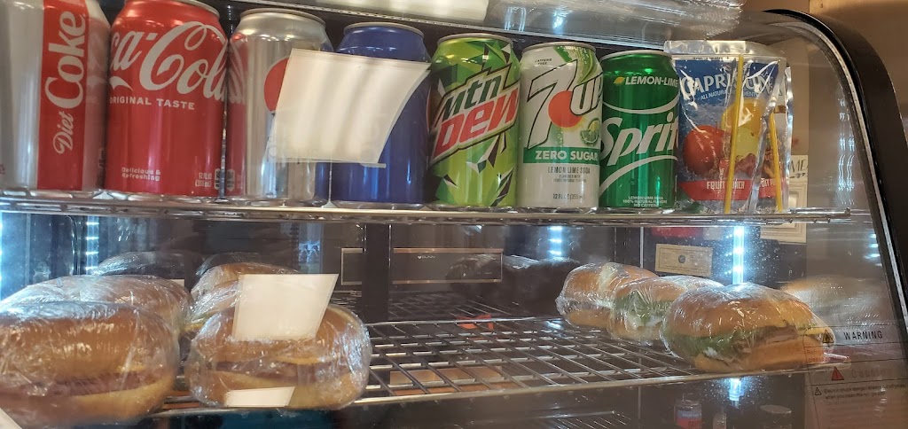 Shelly’s Deli and More | restaurant | 3601 Oregon Coast Hwy n, Gearhart, OR 97138, USA | 5037175411 OR +1 503-717-5411