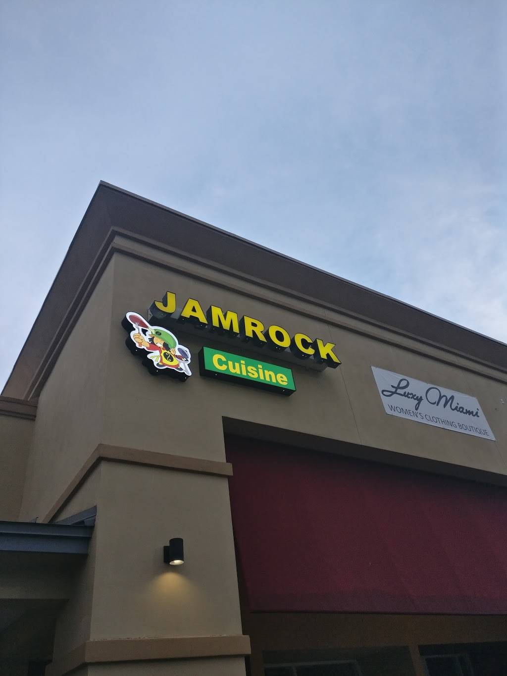 Jamrock Cuisine | restaurant | 12560 N Kendall Dr, Miami, FL 33186, USA | 3055987625 OR +1 305-598-7625
