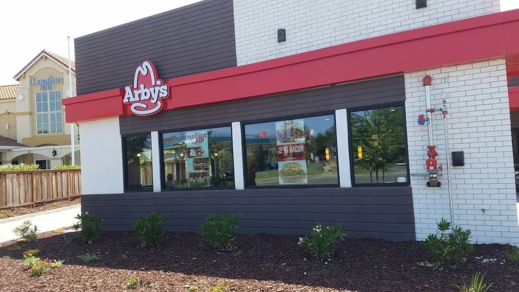 Arbys | restaurant | 4445 Central Pl, Fairfield, CA 94534, USA | 7074195795 OR +1 707-419-5795