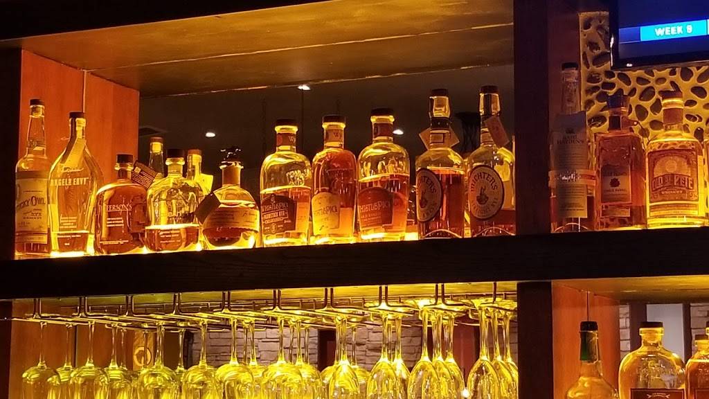 The Local | restaurant | 3701 W Henderson Blvd, Tampa, FL 33607, USA | 8133533701 OR +1 813-353-3701