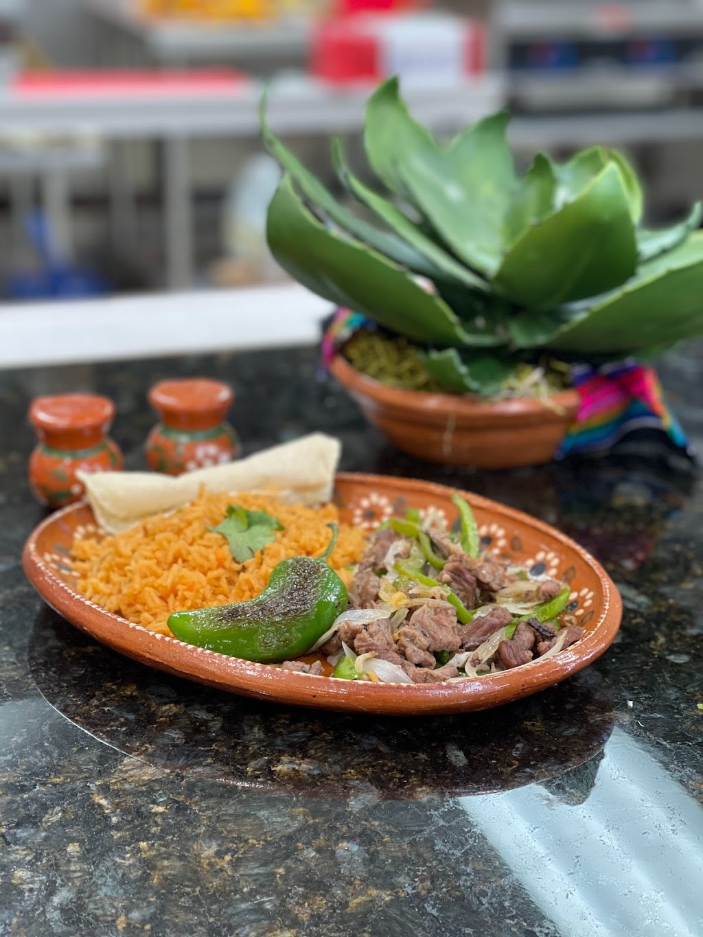 Los Tres Lonches Comida Casera Mexicana | restaurant | 24076 TX-494 Loop, Porter, TX 77365, USA | 4098539271 OR +1 409-853-9271