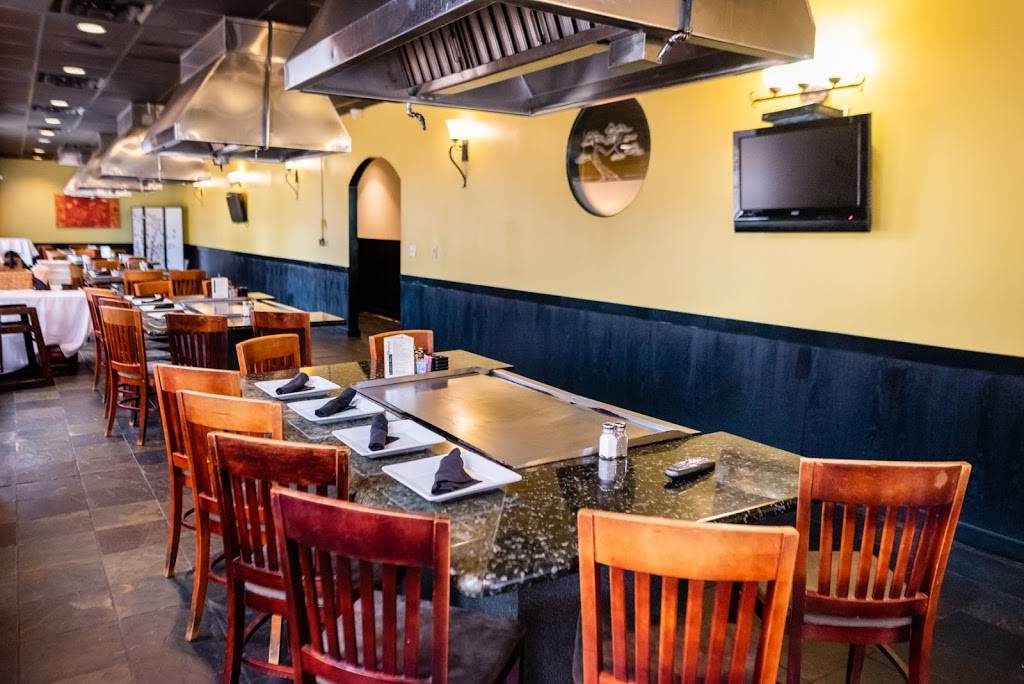 Bonsai Fusion Japanese Steakhouse | restaurant | 8482 Hwy 6, Houston, TX 77095, USA | 2818560075 OR +1 281-856-0075