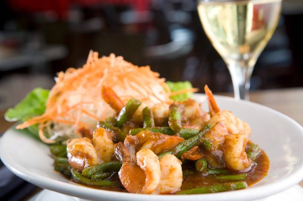 Basil Thai Cuisine-Charlotte, NC | restaurant | 210 N Church St, Charlotte, NC 28202, USA | 7043327212 OR +1 704-332-7212