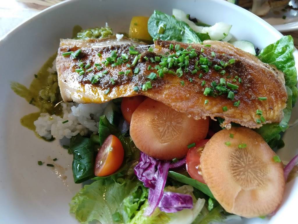 Slapfish | restaurant | 44725 Thorndike St, Ashburn, VA 20147, USA | 7037265254 OR +1 703-726-5254