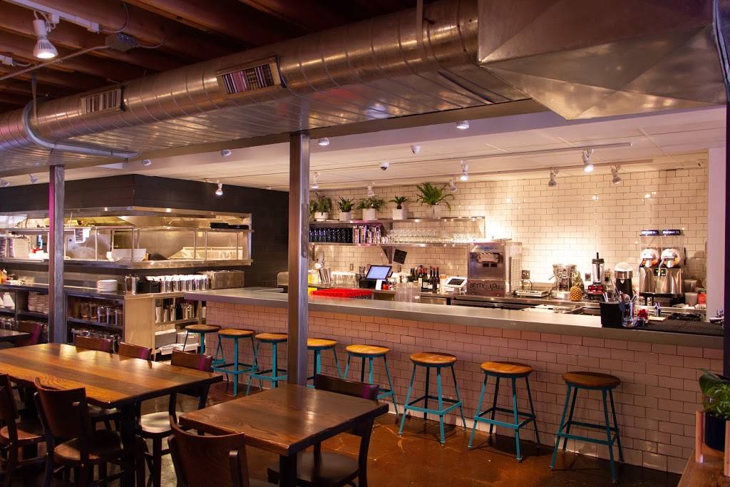 Grand Catch | restaurant | 1672 Grand Ave, St Paul, MN 55105, USA | 6513488541 OR +1 651-348-8541