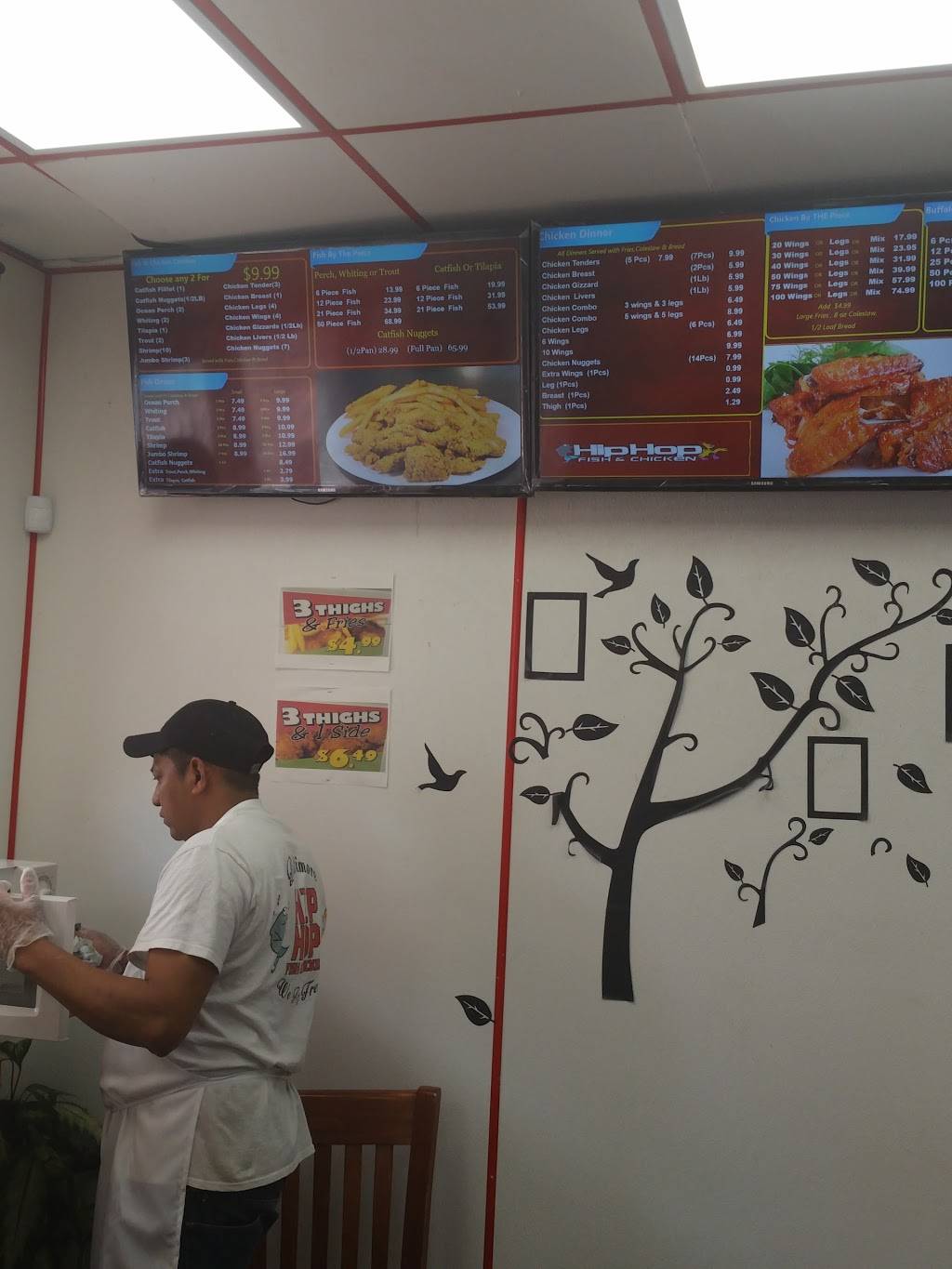 HipHop Fish & Chicken | restaurant | 433 Merryman Ln, Baltimore, MD 21218, USA | 4103661111 OR +1 410-366-1111