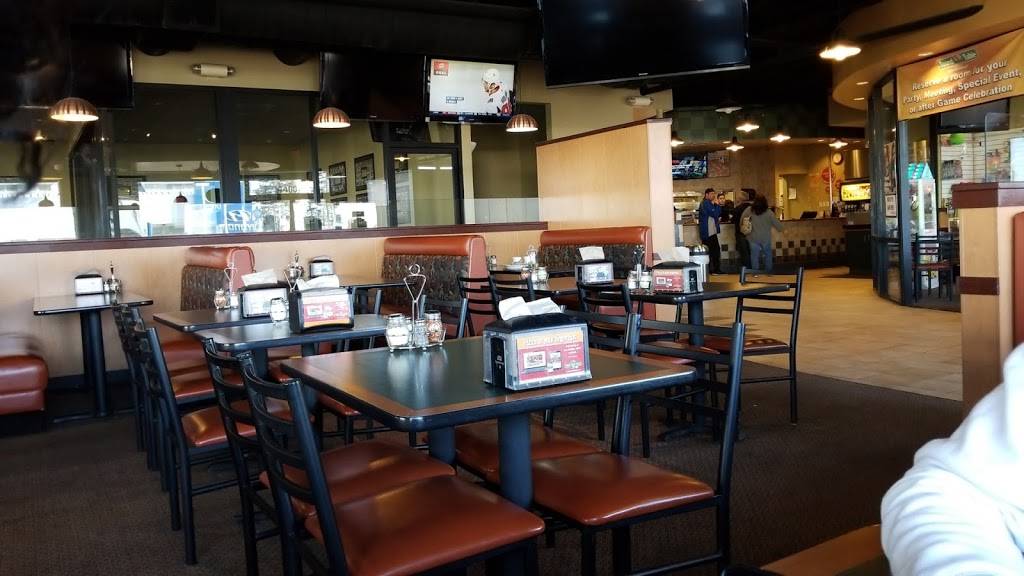 Round Table Pizza | meal delivery | 4400 Stevens Creek Blvd, San Jose, CA 95129, USA | 4089830900 OR +1 408-983-0900