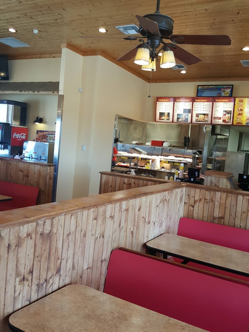 Chicken Express | restaurant | 1903 S Jefferson Ave, Mt Pleasant, TX 75455, USA | 9035720708 OR +1 903-572-0708