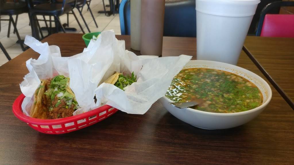 Birrieria LOPEZ | restaurant | 2705 W 59th St, Chicago, IL 60629, USA | 7734769026 OR +1 773-476-9026