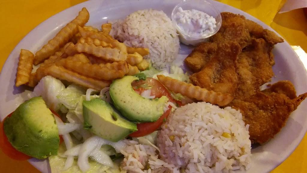 El Jarocho | restaurant | 13609 N Interstate Hwy 35, Austin, TX 78753, USA | 5123835001 OR +1 512-383-5001