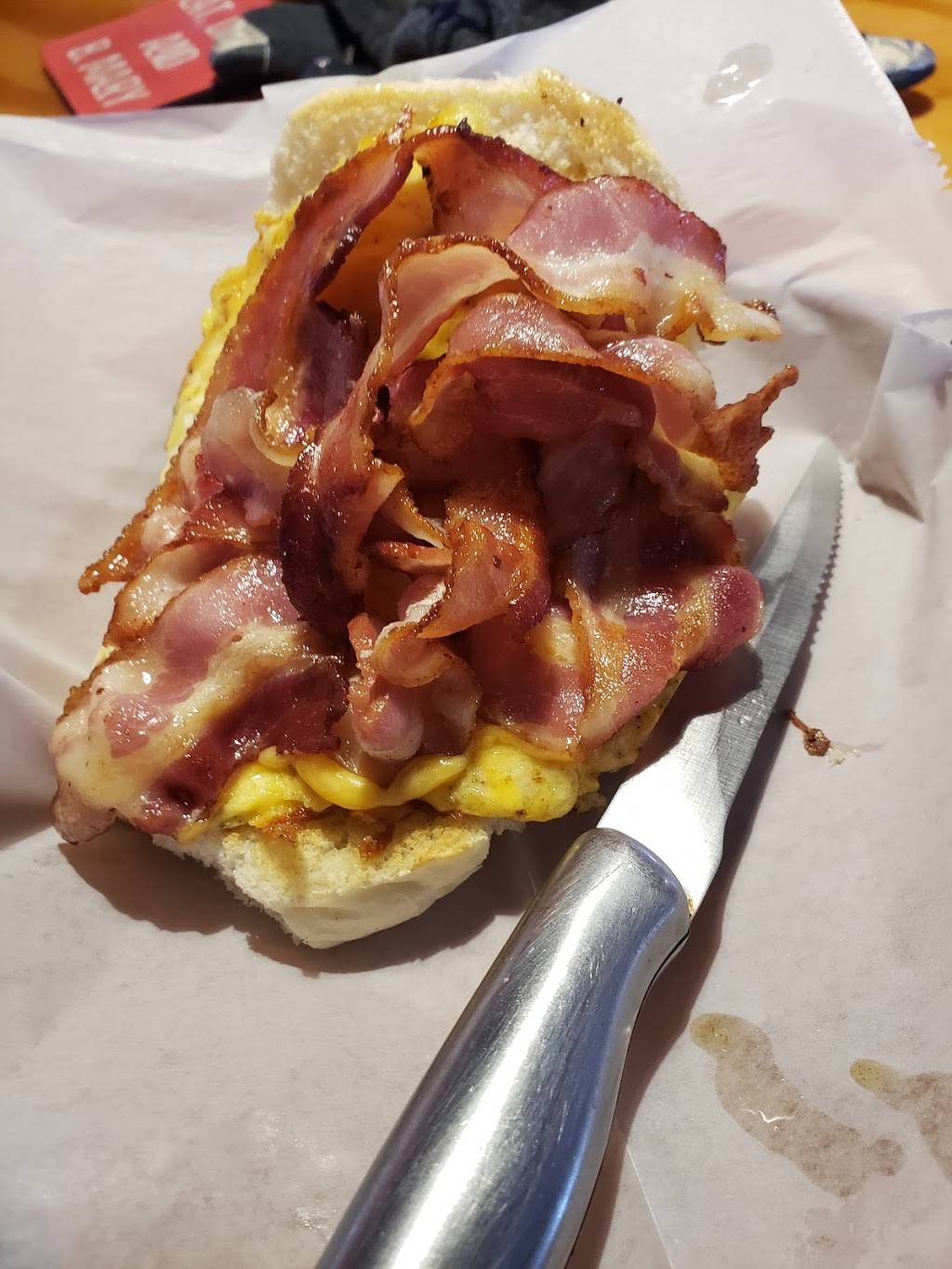 Pinky’s Bar and Grill | restaurant | 2123 N 15th St, Sheboygan, WI 53081, USA | 9207836605 OR +1 920-783-6605