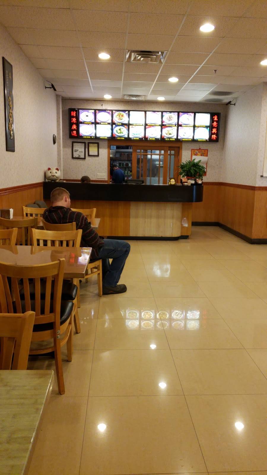 Asian Kitchen | restaurant | 3061 Village Square Dr, Hartland, WI 53029, USA | 2623695678 OR +1 262-369-5678