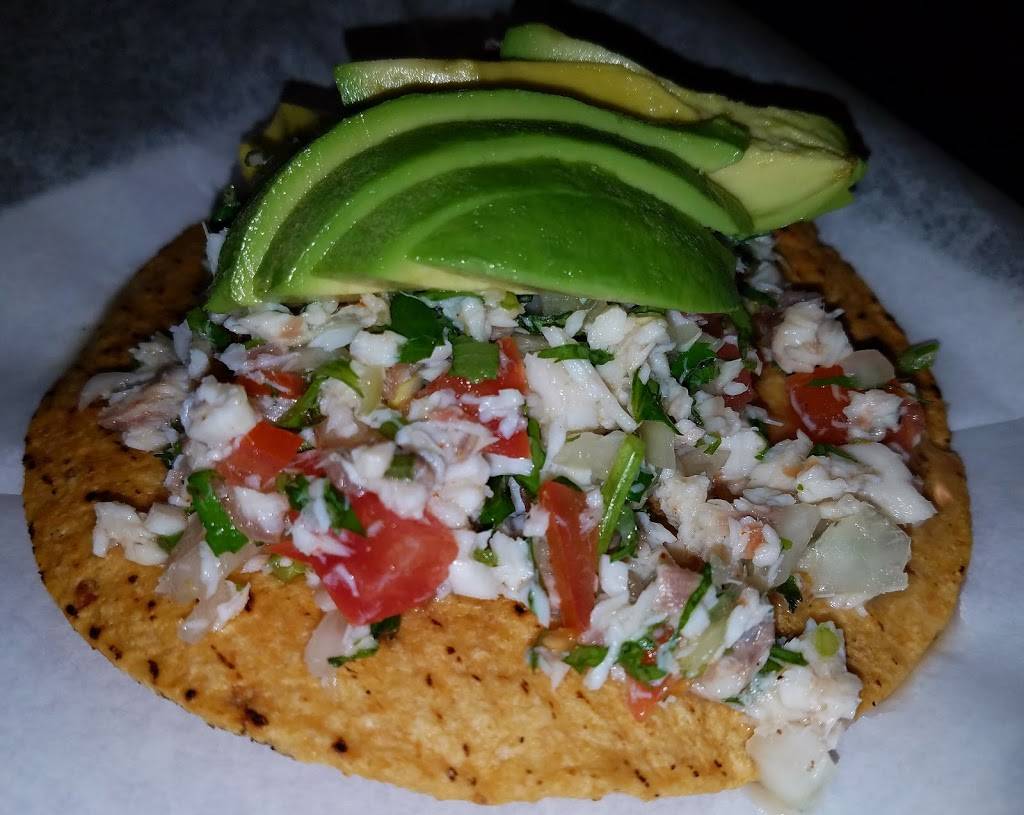 Los Encinos Restaurant | restaurant | 4801 N Austin Ave, Chicago, IL 60630, USA | 7739303373 OR +1 773-930-3373