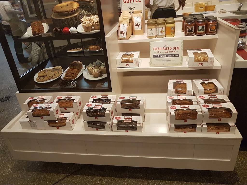 Bob Evans | restaurant | 11720 Tampa Gateway Blvd, Seffner, FL 33584, USA | 8137409491 OR +1 813-740-9491