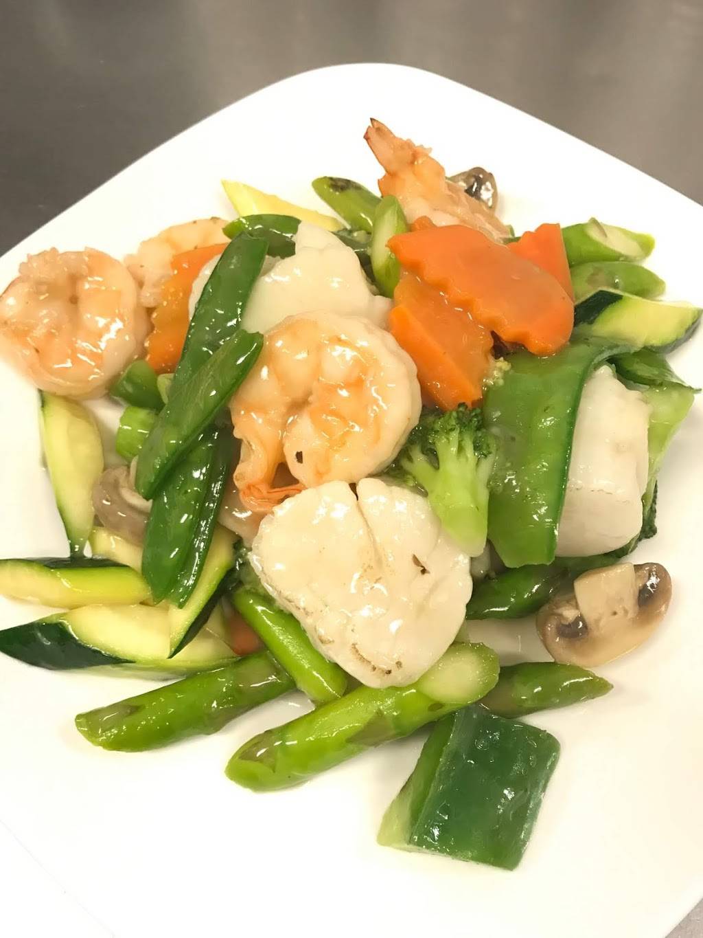 Le Dish | restaurant | 1280 NJ-33, Hamilton Township, NJ 08690, USA | 6097850008 OR +1 609-785-0008