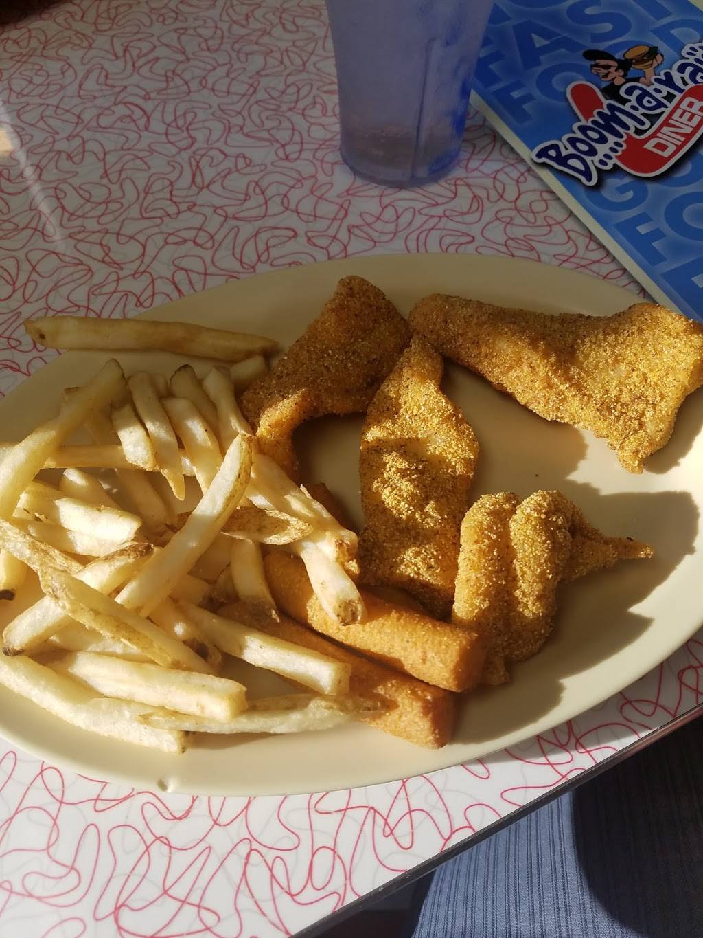 Boomarang Diner | restaurant | 600 E 6th St, Okmulgee, OK 74447, USA | 9187564111 OR +1 918-756-4111