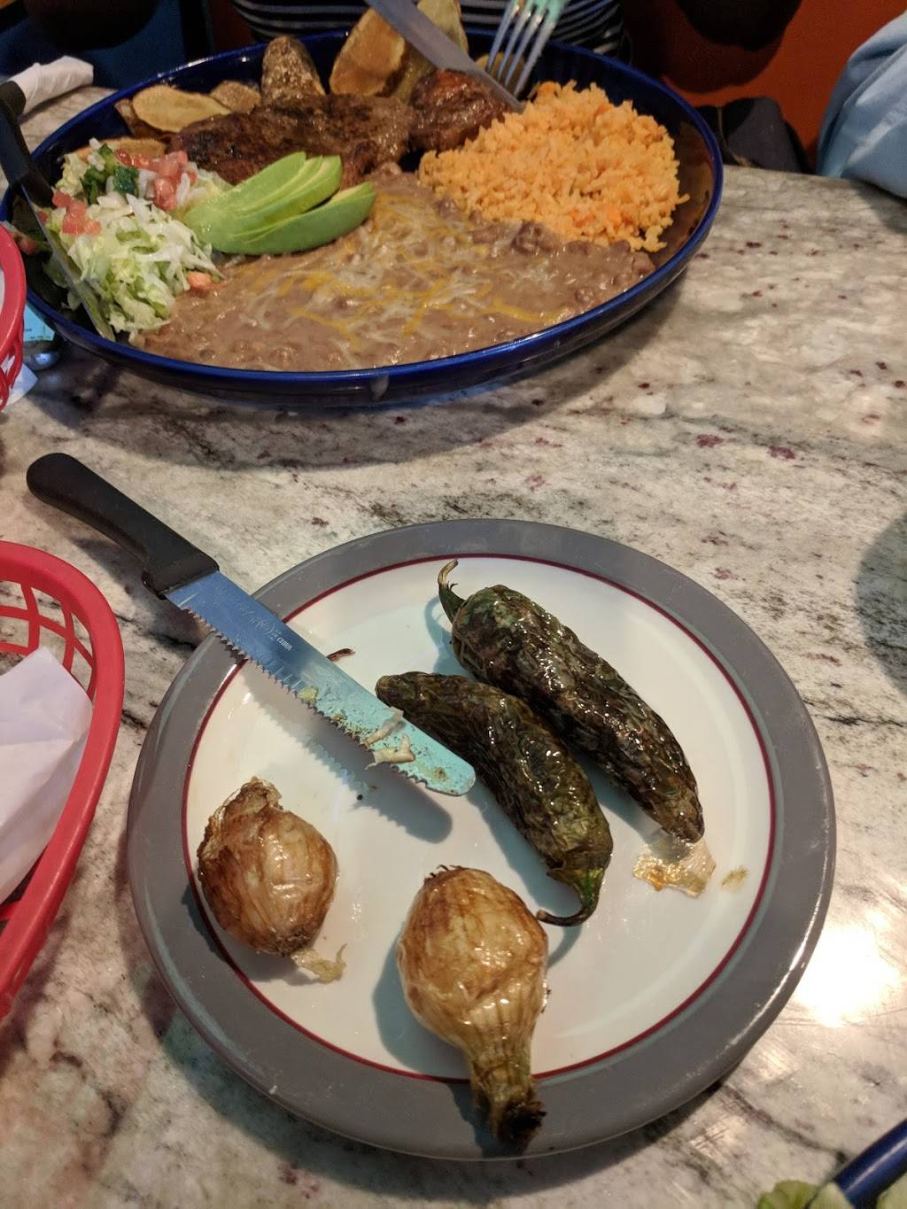 En El Puerto Vallarta Mexican Restaurant | restaurant | 9538 E Montview Blvd, Aurora, CO 80010, USA | 3033645770 OR +1 303-364-5770