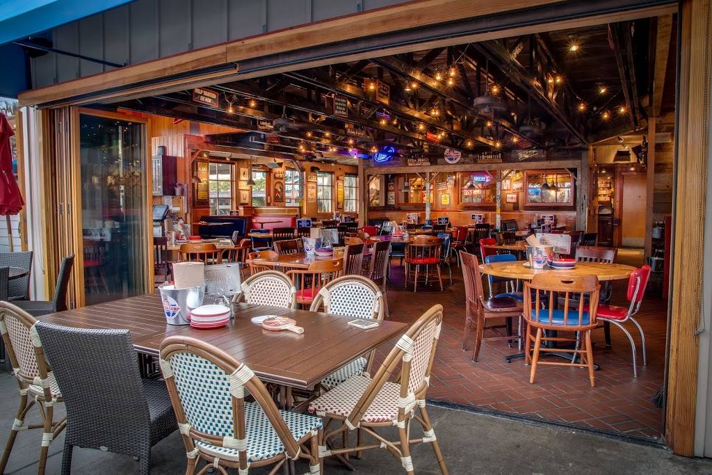 Bubba Gump Shrimp Co. | restaurant | 321 W Katella Ave STE 101, Anaheim, CA 92802, USA | 7146354867 OR +1 714-635-4867