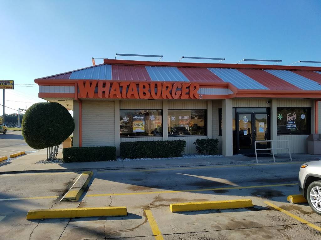 Whataburger | restaurant | 2214 N Collins St, Arlington, TX 76011, USA | 8175481976 OR +1 817-548-1976