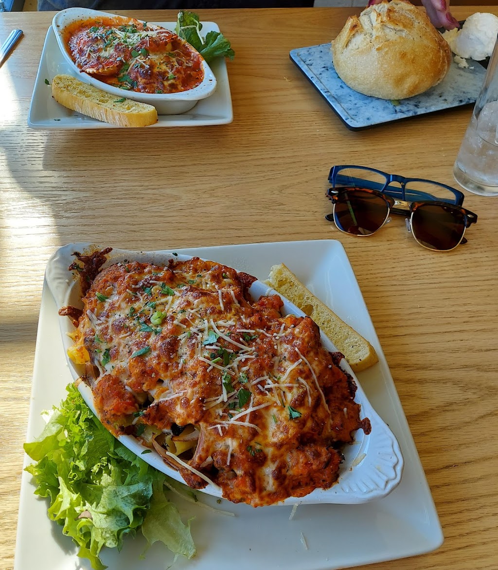 Little Italy | restaurant | 523 2nd St, Hudson, WI 54016, USA | 7158088576 OR +1 715-808-8576