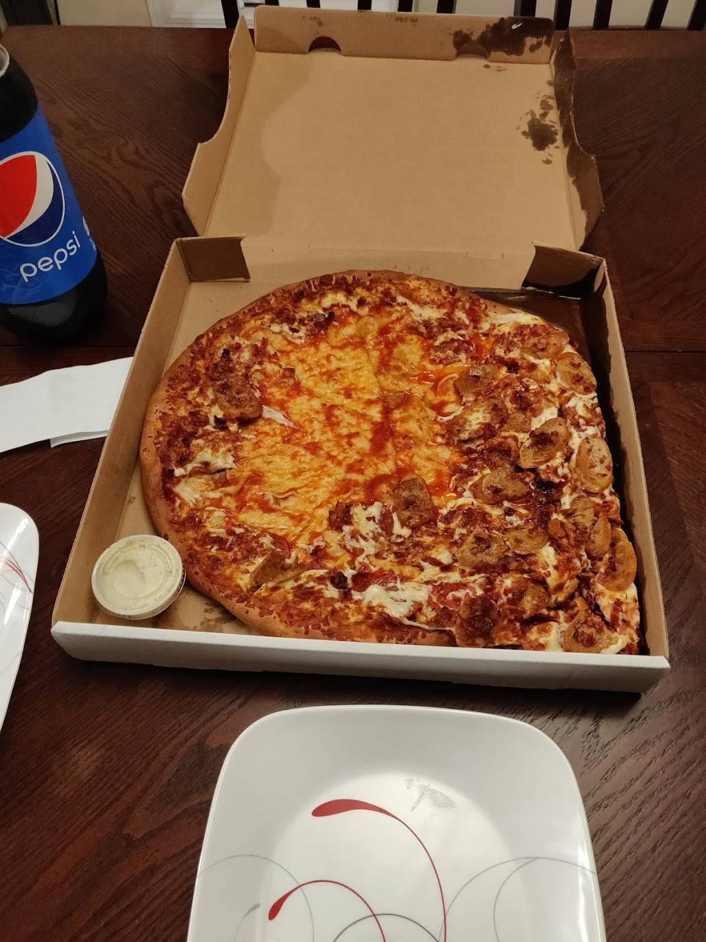 Pizzeria Alonzo Plus | restaurant | 2 Avenue du Pont unit 3, Gatineau, QC J8V 1E5, Canada | 8195684141 OR +1 819-568-4141