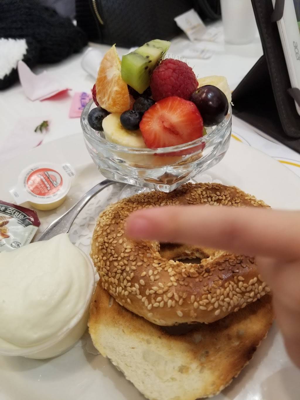 allô! mon coco Repentigny | restaurant | 100 Boulevard Brien suite 192, Repentigny, QC J6A 5N4, Canada | 4506549828 OR +1 450-654-9828