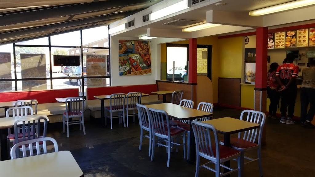 Wienerschnitzel | restaurant | 2464 Florin Rd, Sacramento, CA 95822, USA | 9164276625 OR +1 916-427-6625
