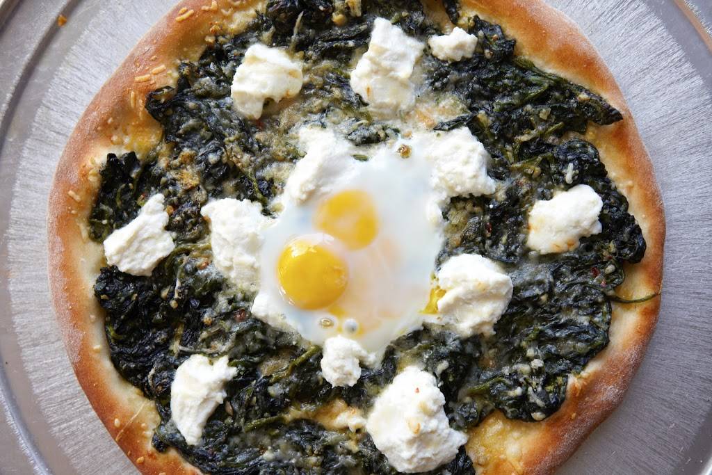 Azzurro Pizzeria e Enoteca | restaurant | 1260 Main St, Napa, CA 94559, USA | 7072555552 OR +1 707-255-5552