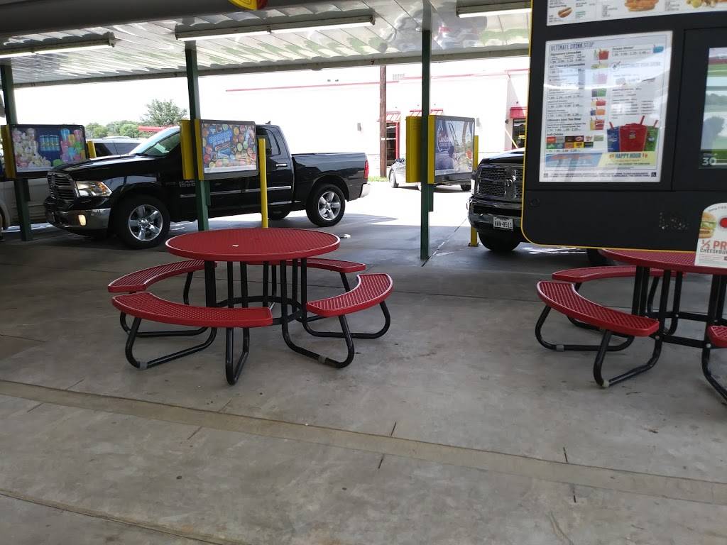Sonic Drive-In | restaurant | 802 South, TX-156, Justin, TX 76247, USA | 9406481317 OR +1 940-648-1317