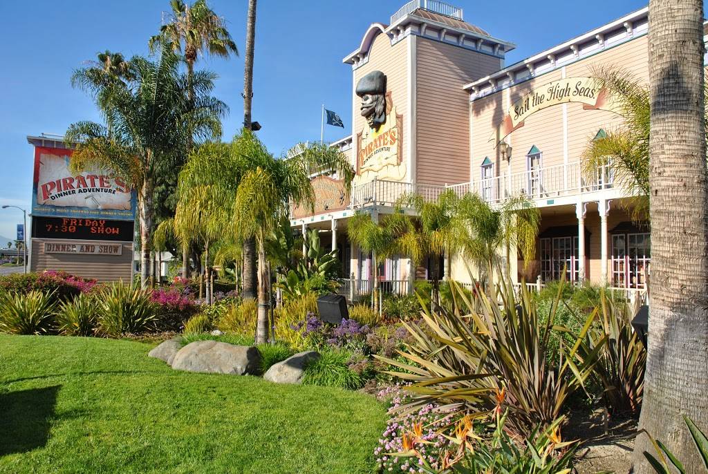 Pirates Dinner Adventure | restaurant | 7600 Beach Blvd, Buena Park, CA 90620, USA | 7146901497 OR +1 714-690-1497