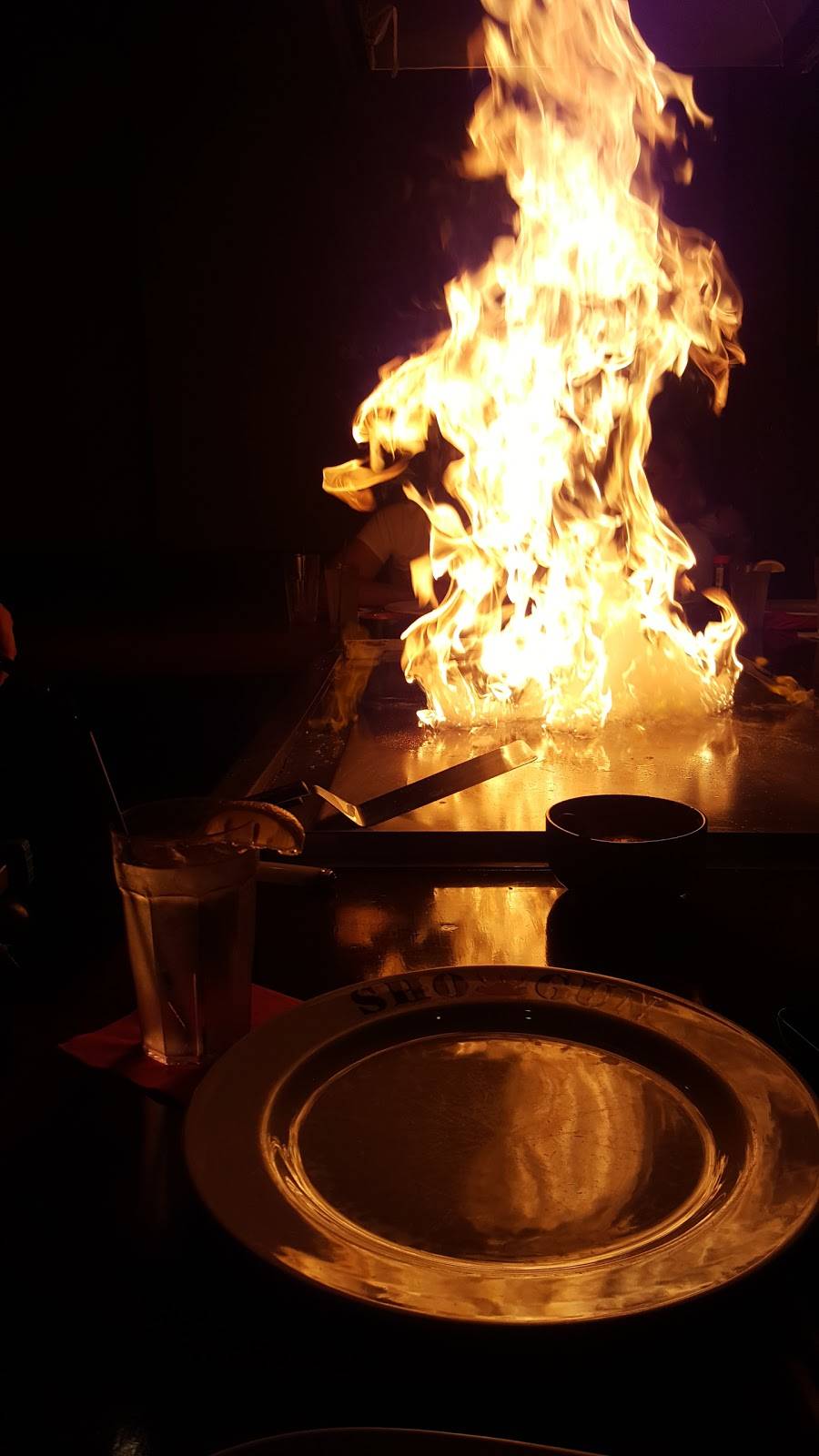 Shogun Japanese Steakhouse | restaurant | 518 College Ave, Racine, WI 53403, USA | 2626370777 OR +1 262-637-0777