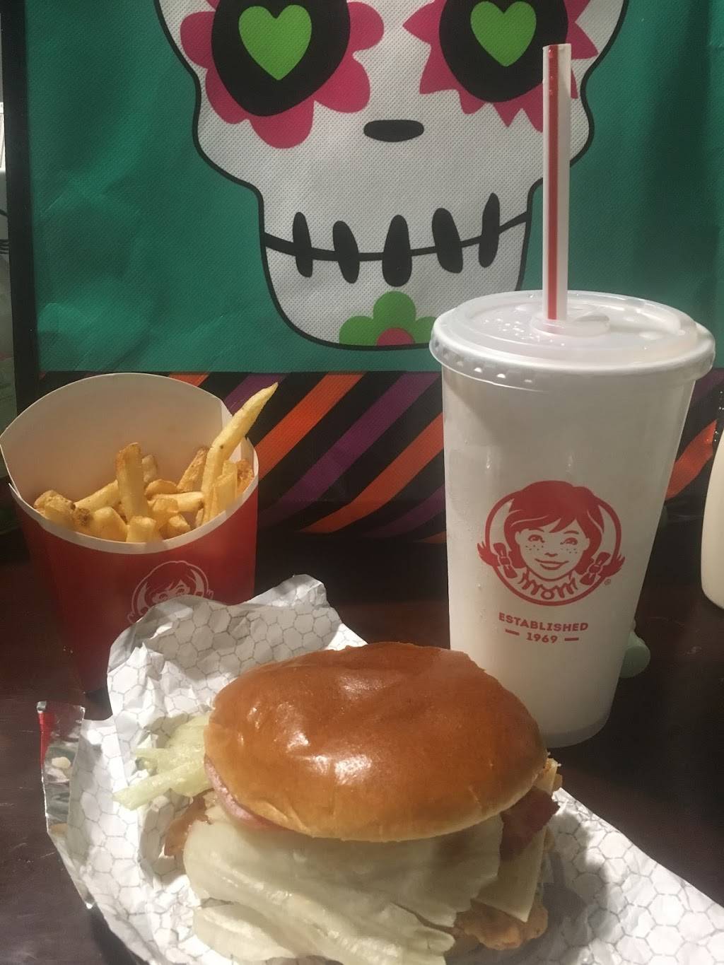 Wendys | restaurant | 1865 E Sherman Blvd, Muskegon, MI 49444, USA | 2318309995 OR +1 231-830-9995