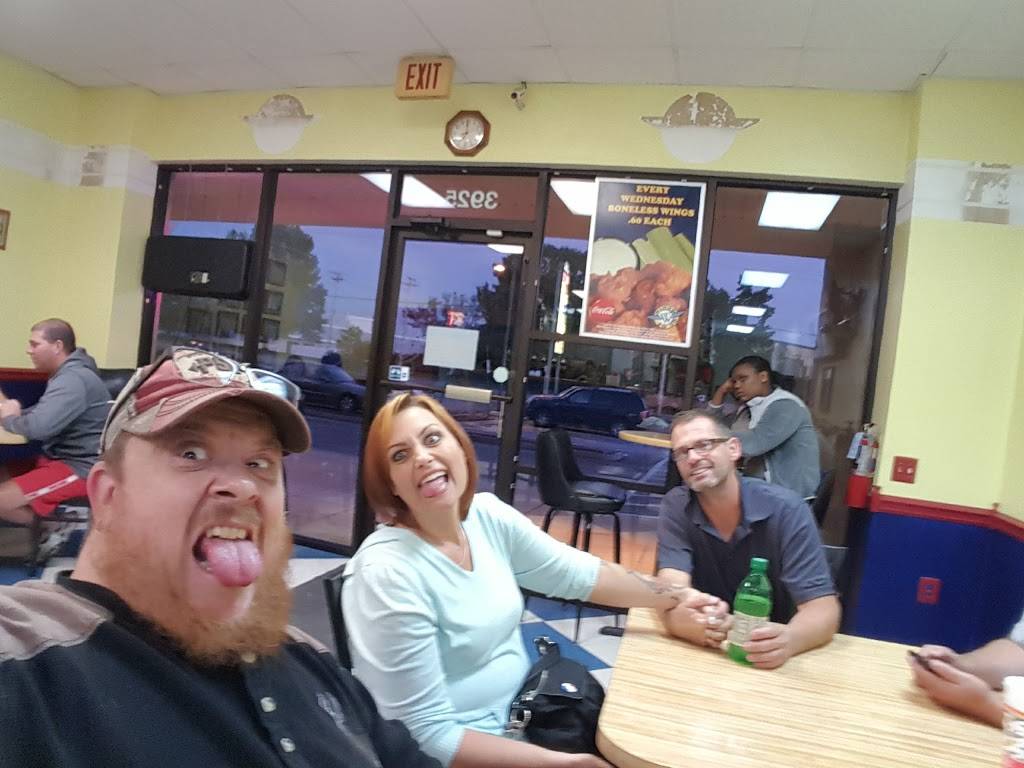 Wings To Go - East York | restaurant | 3925 E Market St, York, PA 17402, USA | 7177550440 OR +1 717-755-0440