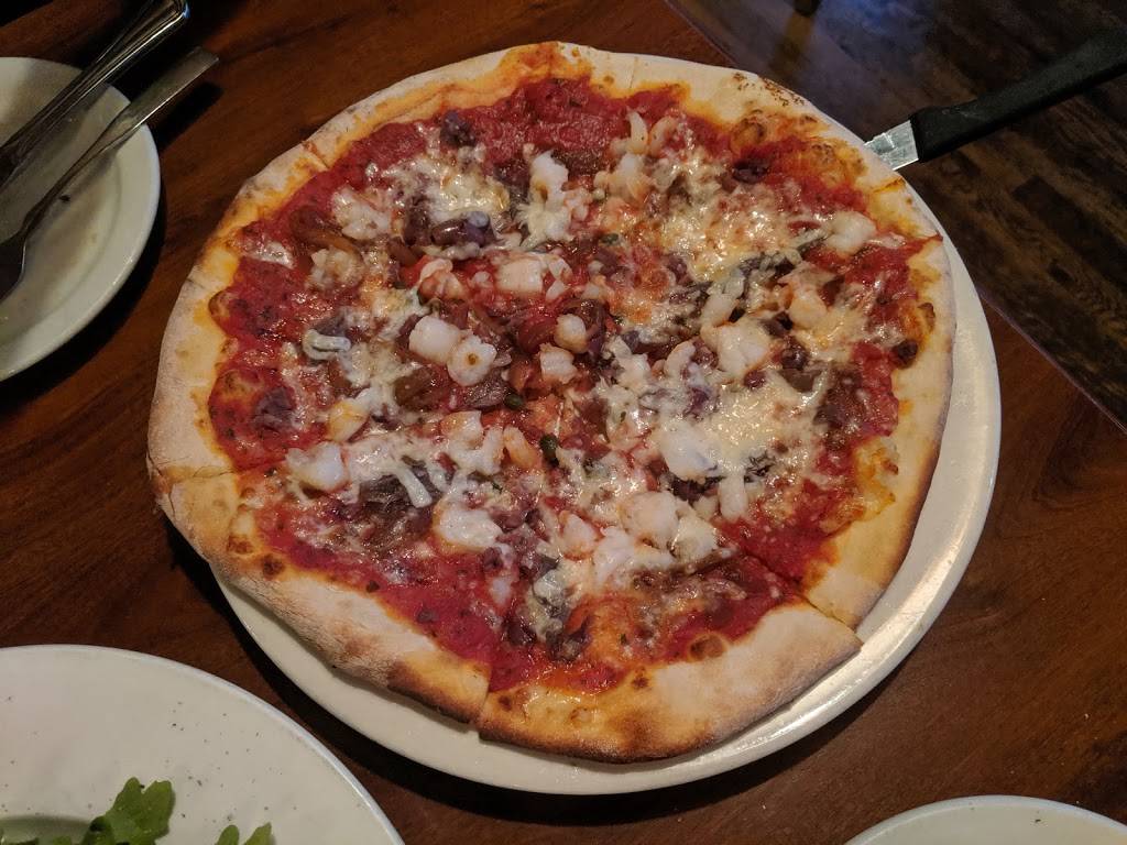 Veneto Wood Fired Pizza & Pasta | restaurant | 318 East Ave, Rochester, NY 14604, USA | 5854545444 OR +1 585-454-5444