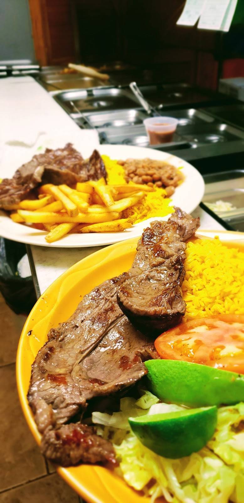 Tacos Lupita | restaurant | 63 Washington St, Gloucester, MA 01930, USA | 9782829600 OR +1 978-282-9600