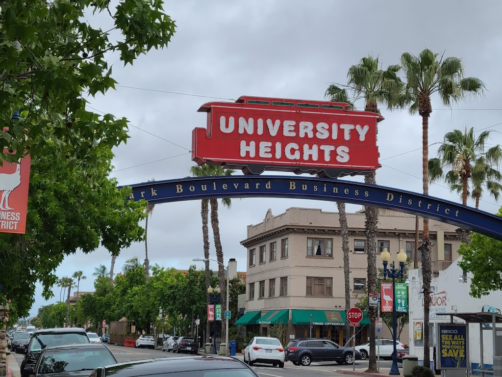 Red House Pizza | restaurant | 4615 Park Blvd, San Diego, CA 92116, USA | 6195467430 OR +1 619-546-7430