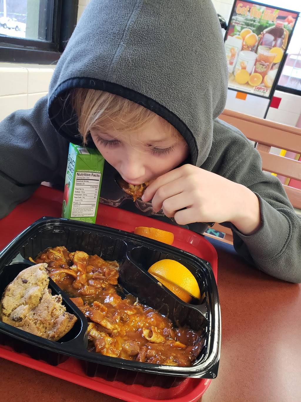 Petros Chili & Chips - Farragut | restaurant | 10518 Kingston Pike, Knoxville, TN 37922, USA | 8655310891 OR +1 865-531-0891