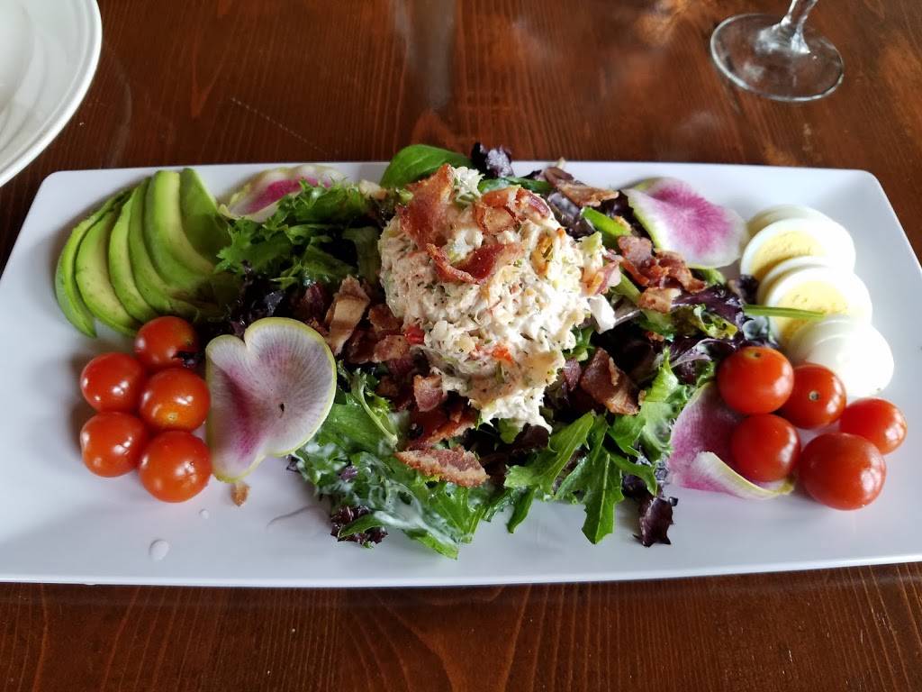 Off the Wall Bar & Grill | restaurant | Kirkwood Meadows Dr, Kirkwood, CA 95646, USA | 2092587365 OR +1 209-258-7365