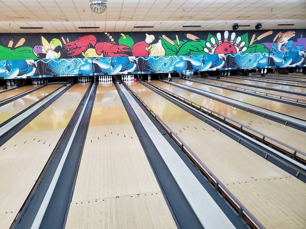 Petro Bowl | night club | 630 Petro Point Dr, Lake Charles, LA 70607, USA | 3374777554 OR +1 337-477-7554