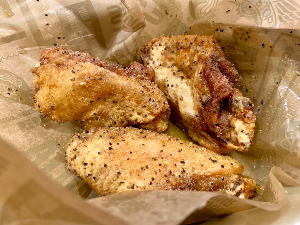 Wingstop | restaurant | 4411 Lemmon Ave Ste 100, Dallas, TX 75219, USA | 2142199464 OR +1 214-219-9464