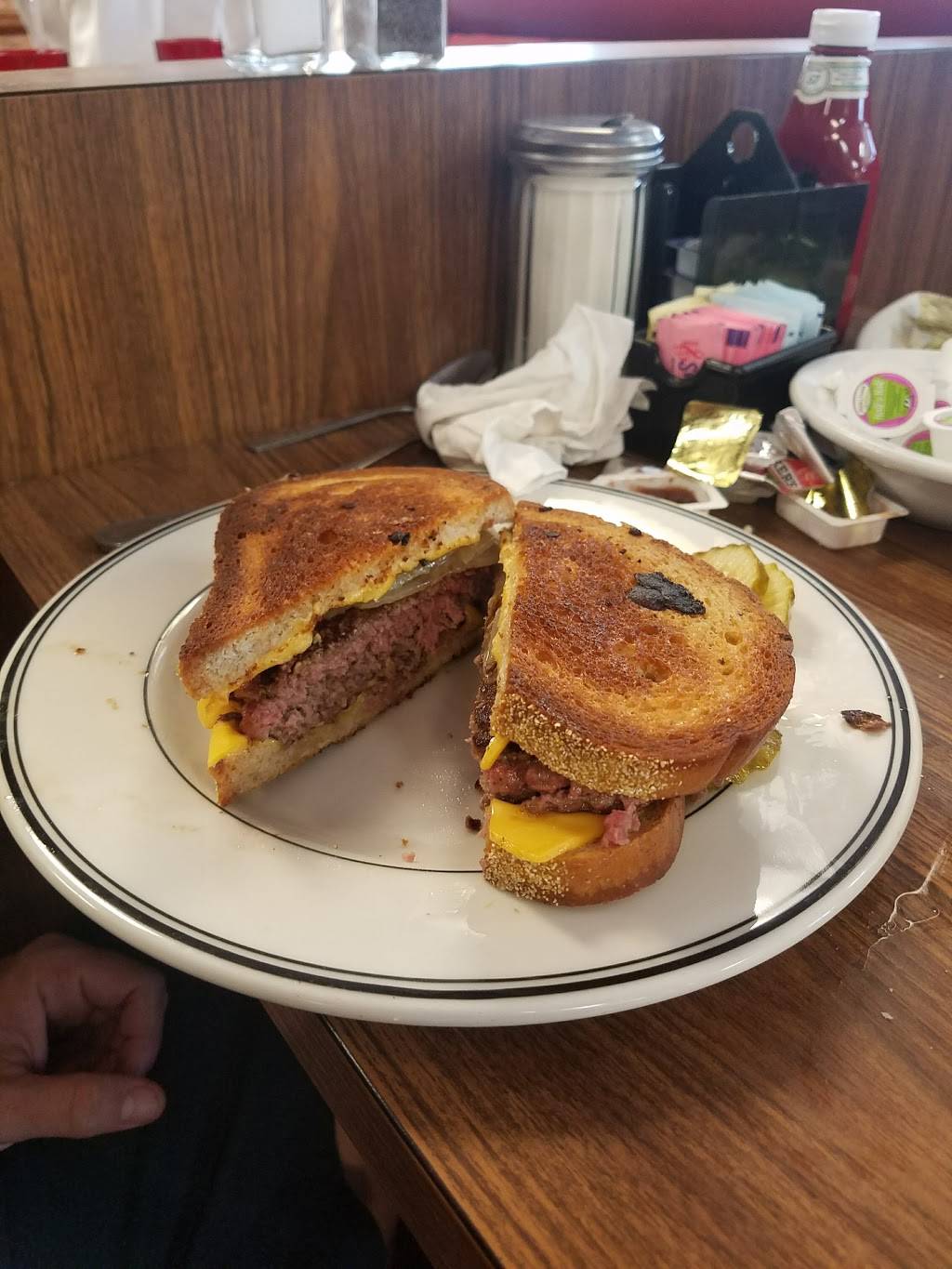 Jimmys Place | restaurant | 510 NE 125th St, North Miami, FL 33161, USA | 3058921633 OR +1 305-892-1633