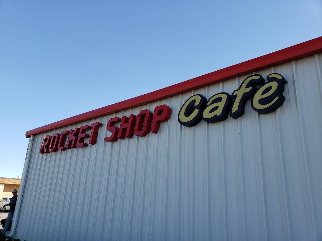 Rocket Shop Cafe | restaurant | 2000 S Union Ave, Bakersfield, CA 93307, USA | 6618324800 OR +1 661-832-4800