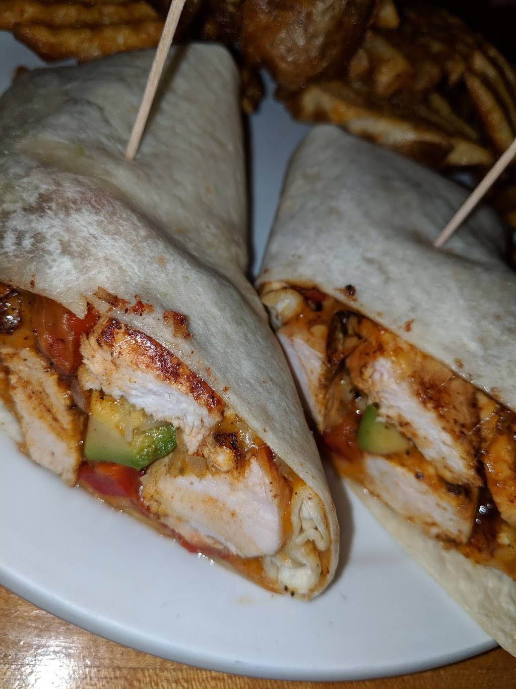 Clearys Pub | restaurant | 113 S Main St, Chelsea, MI 48118, USA | 7344751922 OR +1 734-475-1922