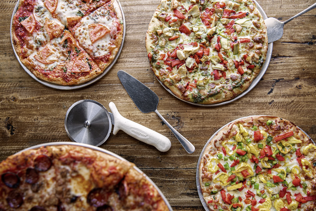 Geracis Restaurant Historic Willoughby | restaurant | 4127 Erie St, Willoughby, OH 44094, USA | 4402206347 OR +1 440-220-6347