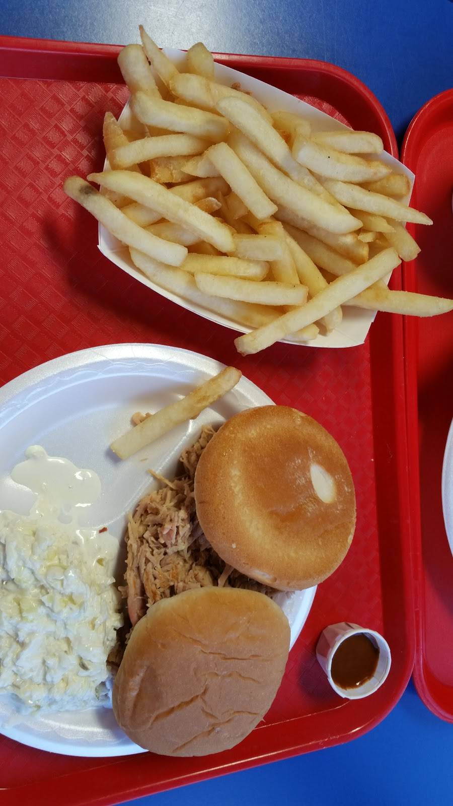 Little Pigs Bar-B-Que | restaurant | 1028 S Pendleton St, Easley, SC 29642, USA | 8648599375 OR +1 864-859-9375